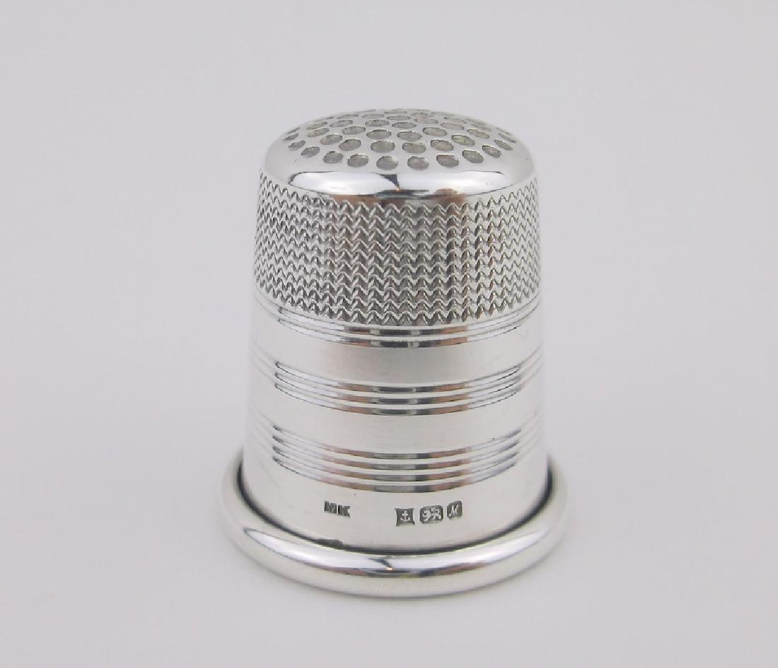 MK Sterling Sewing Thimble Stunning: excellent condition