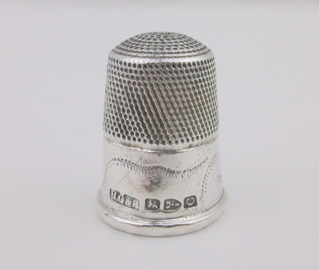 HC&S Antique Sterling Sewing Thimble Gorgeous: excellent condition