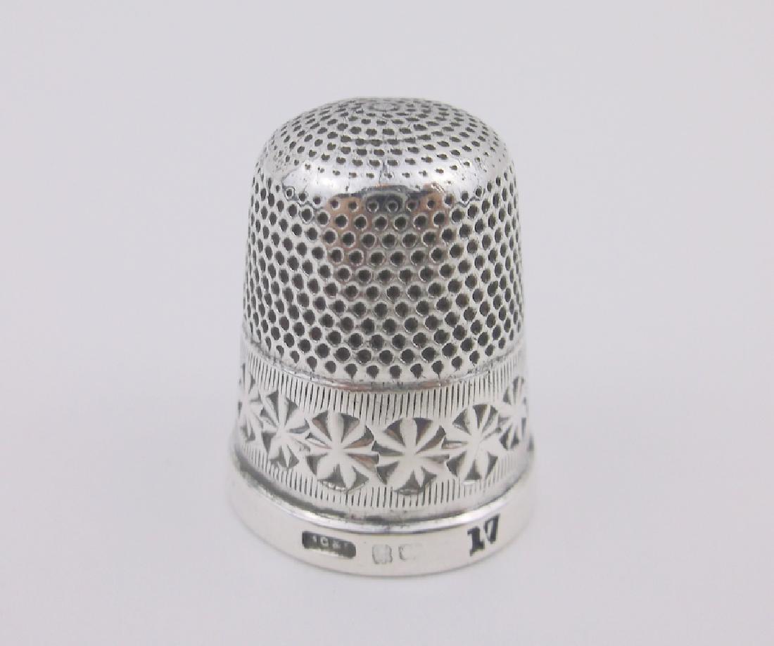HC&S Antique Sterling Sewing Thimble Gorgeous: excellent condition