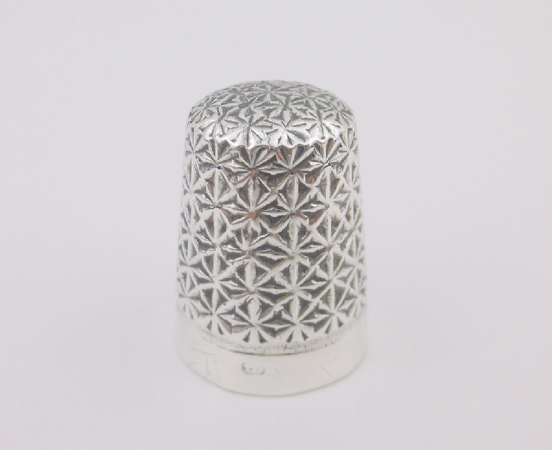 Charles Horner Antique Sterling Sewing Thimble (1 of 2)