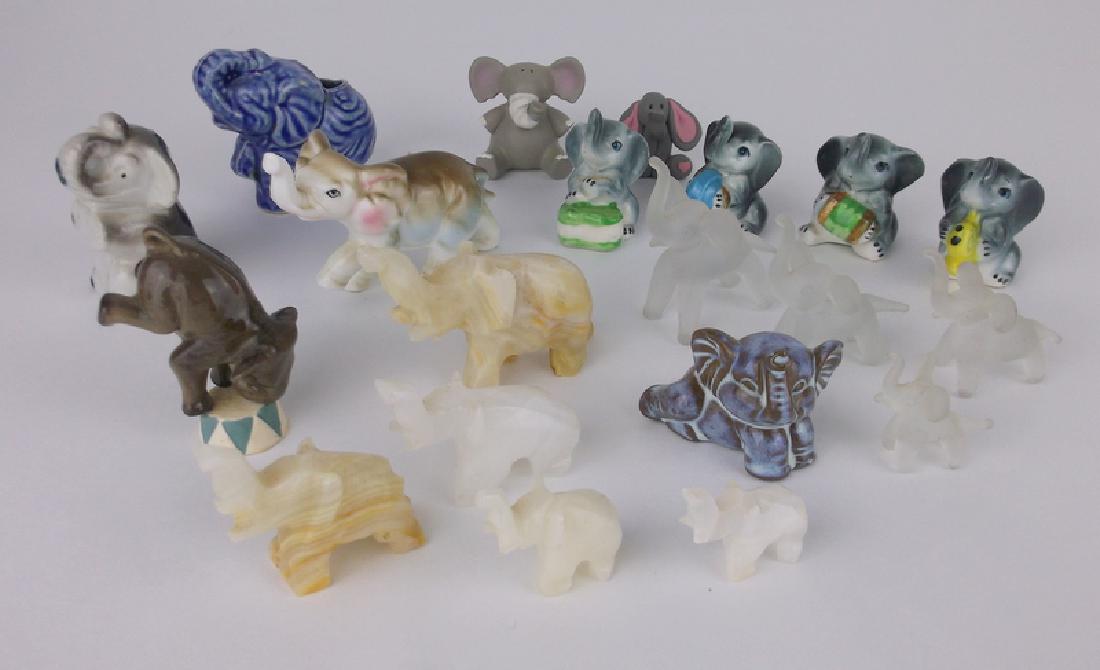 Gorgeous Large Lot of Elephant Figurines Vintage (1 of 5)