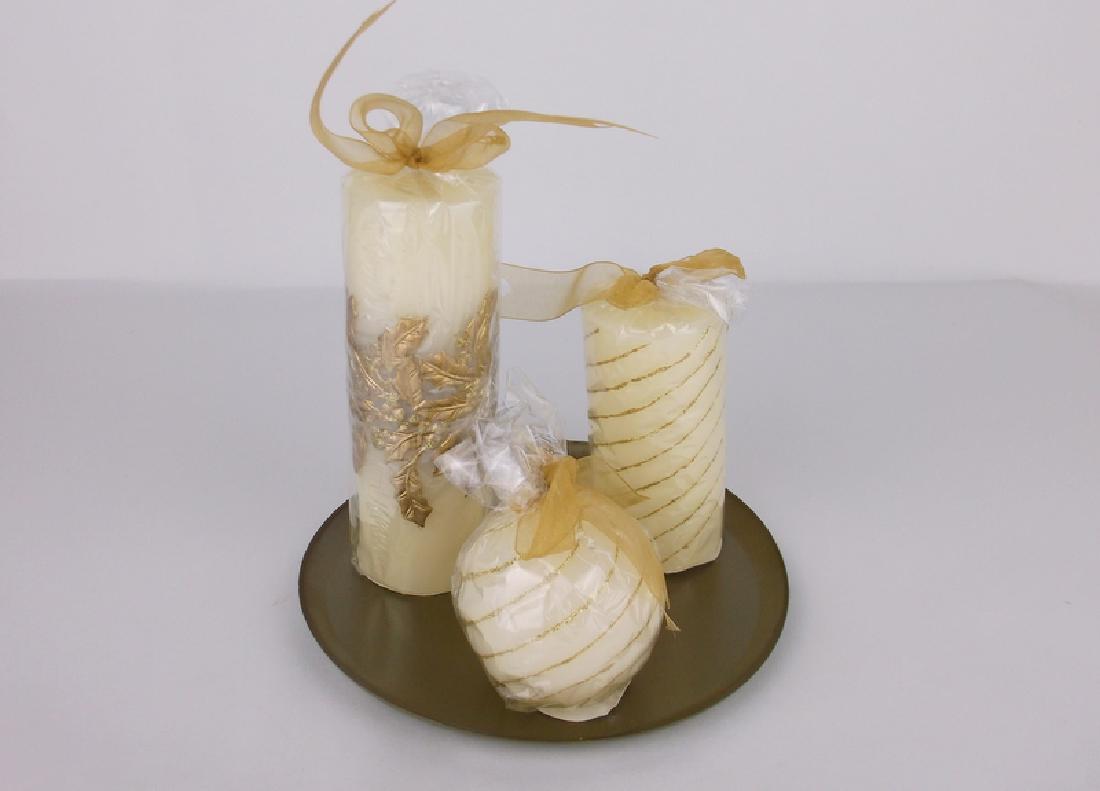 New In Box Christmas Candle Set with Tray (1 of 2)