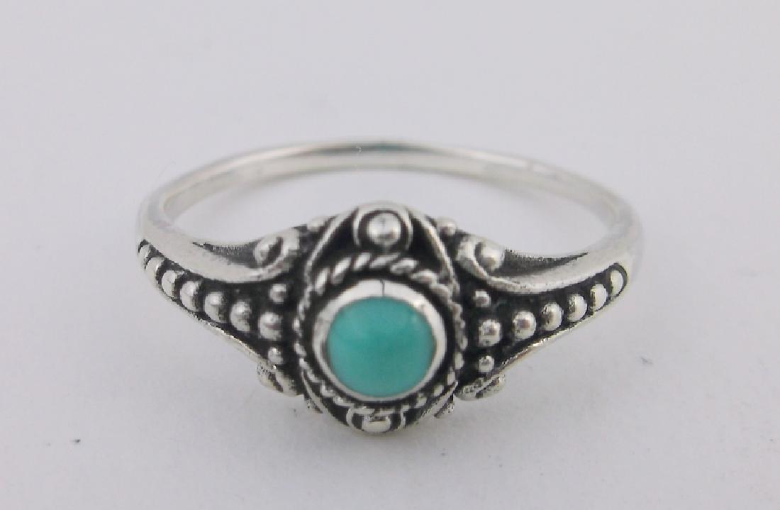 Stunning Sterling Silver Turquoise Ring 8 (1 of 2)