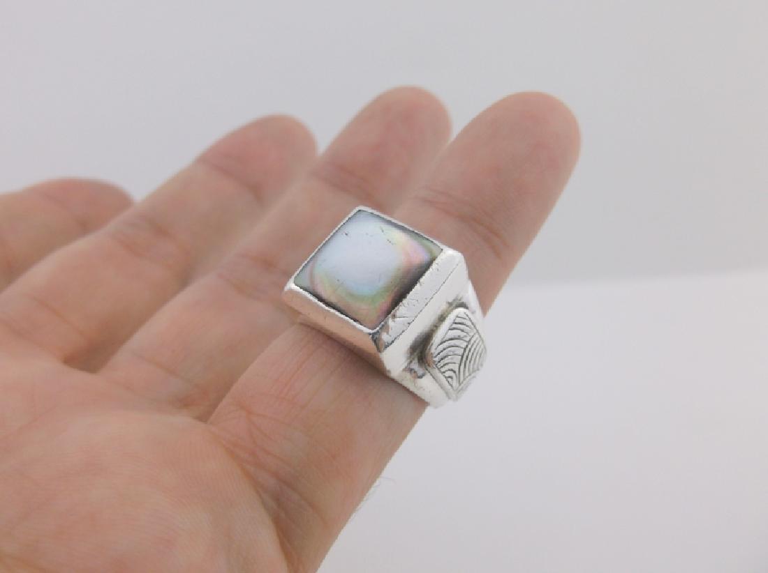 Gorgeous Heavy Sterling Silver Abalone Ring 7 (1 of 3)