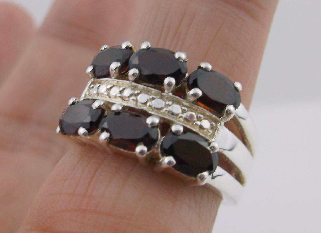 Stunning Sterling Silver Garnet Ring 7 (1 of 2)