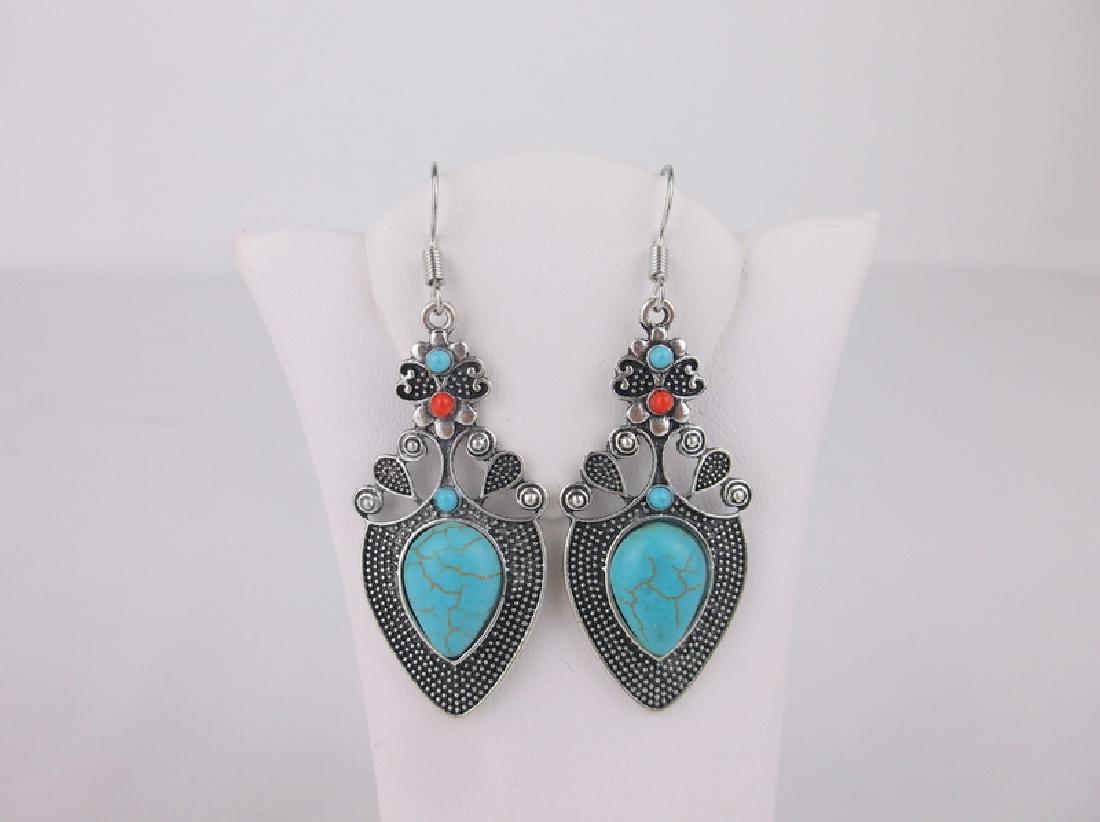 Stunning Southwestern Turquoise Earrings (1 of 1)