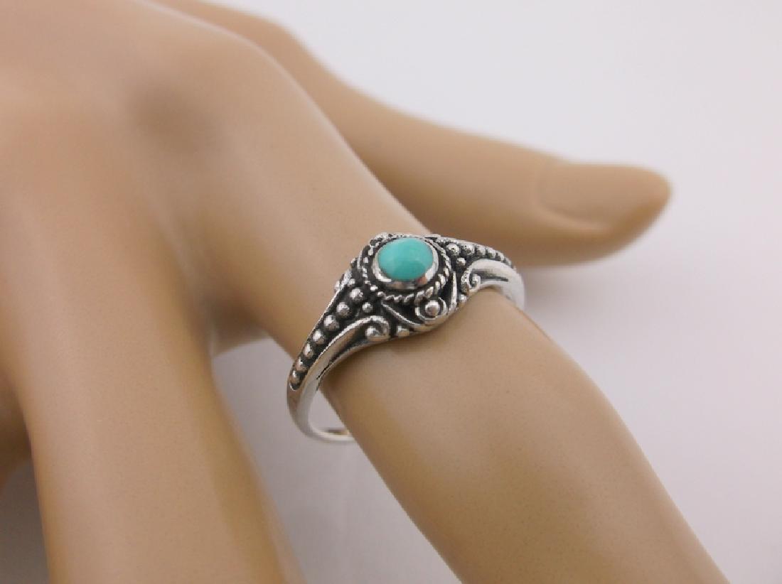 Stunning Sterling Silver Turquoise Ring 7 (1 of 2)