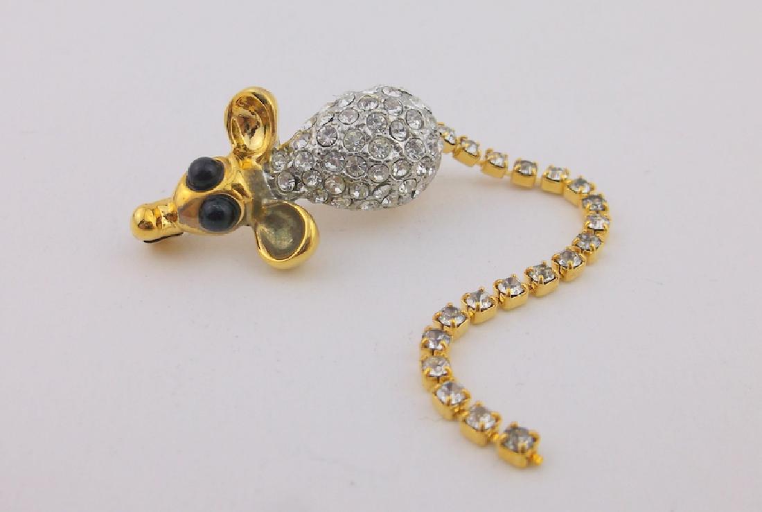 Stunning Rhinestone Mouse Brooch Long Tail (1 of 1)