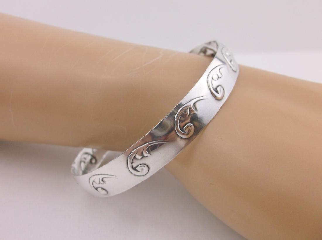 Stunning Antique Sterling Silver Bangle Bracelet (1 of 2)