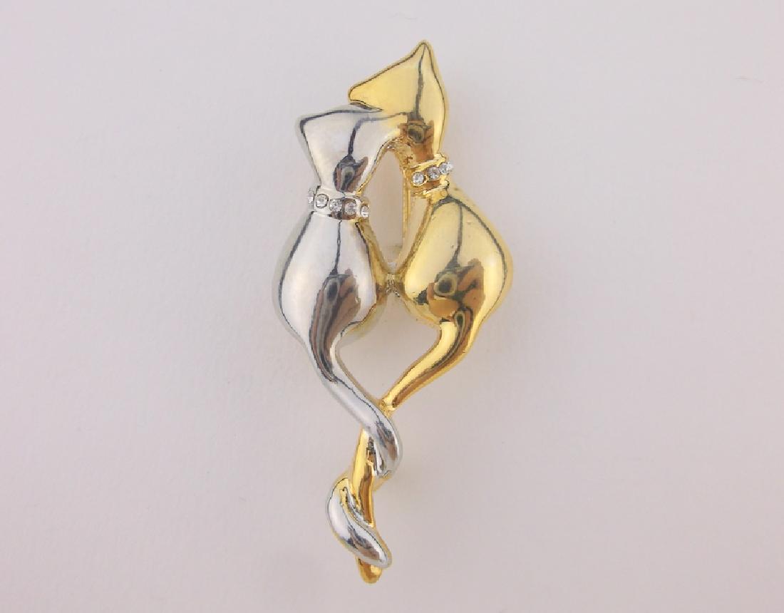 Stunning Rhinestone Cat Brooch (1 of 1)