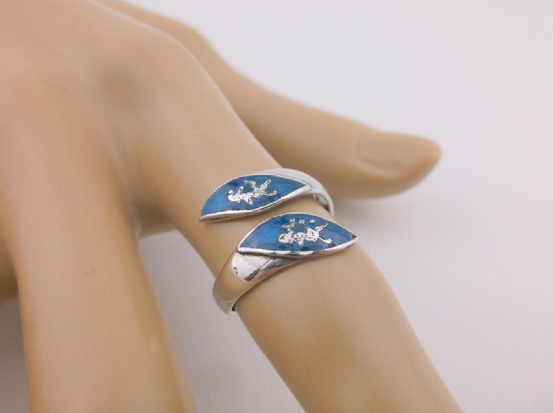 Gorgeous Antique Sterling Siam Ring 7 Enameled: Guaranteed Solid 925 Sterling Silver, in Excellent Condition