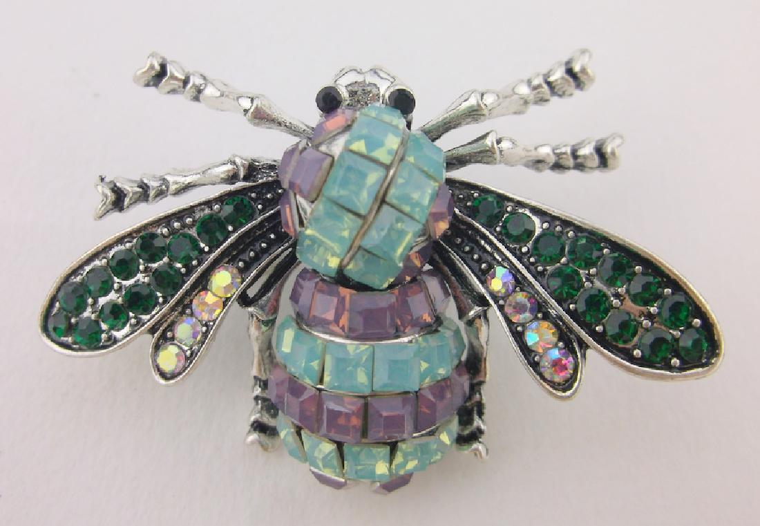 Stunning Rhinestone Bee Insect Brooch (1 of 1)