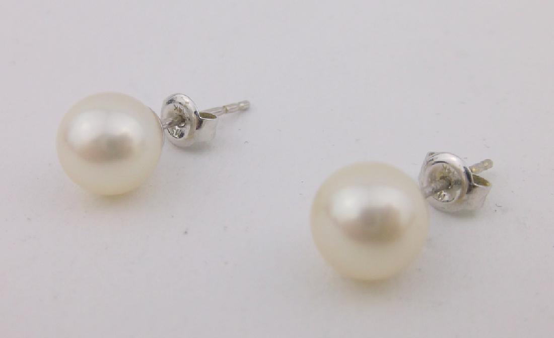 Stunning 14kt White Gold Pearl Stud Earrings (1 of 2)