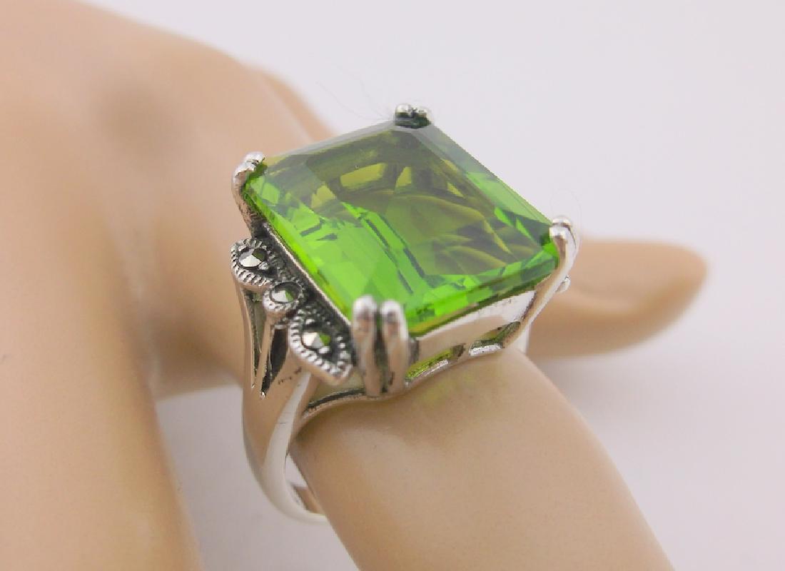 Stunning Huge Sterling Silver Peridot Ring 7 (1 of 3)
