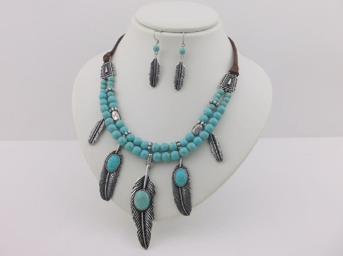 Stunning Southwestern Feather Necklace Earrings (1 of 3)