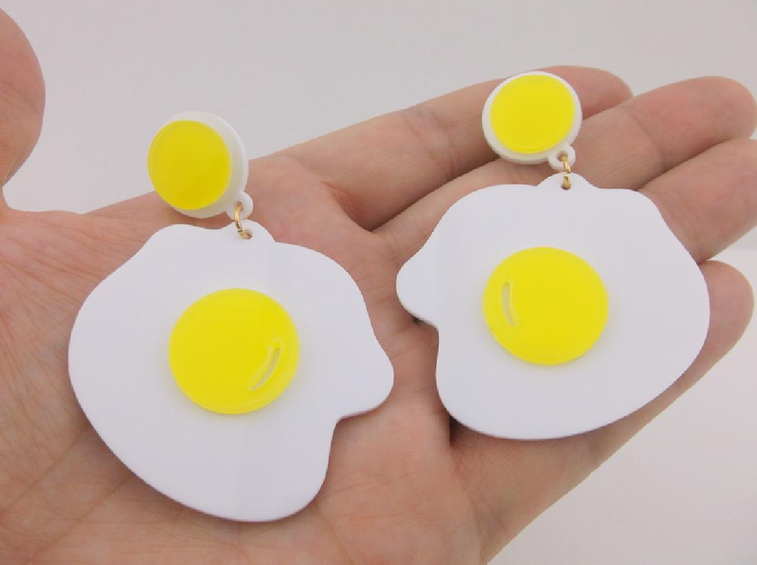 Stunning large 3D Lucite Fried Egg Stud Earrings (1 of 2)