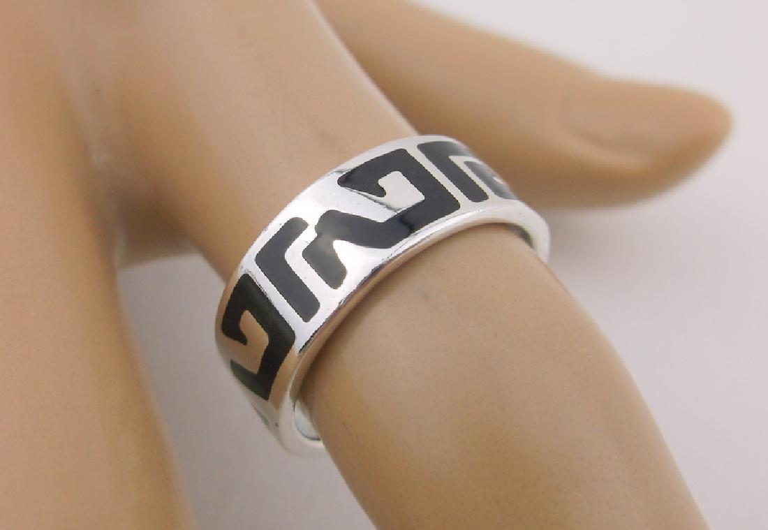 Stunning Taxco Sterling Silver Band Ring 6.5 (1 of 3)