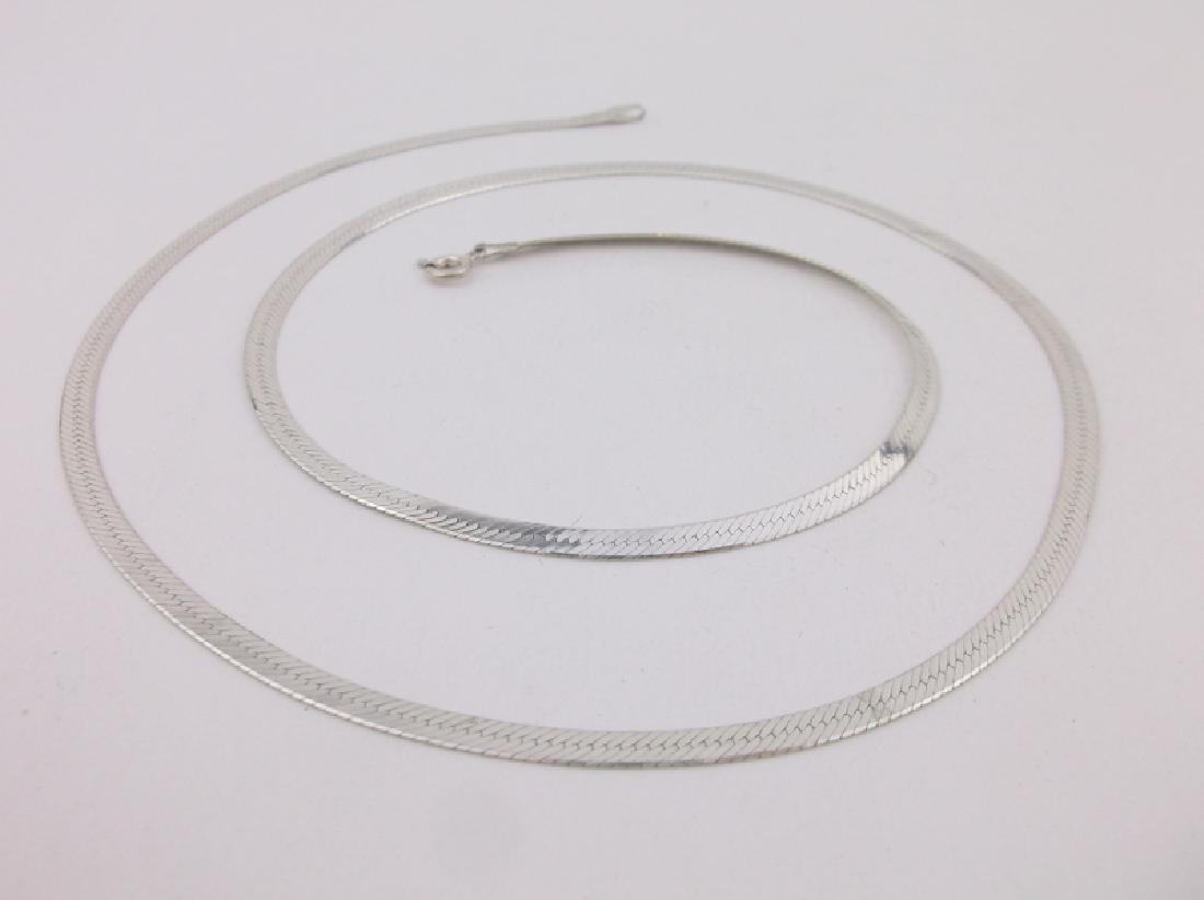 Stunning Sterling Silver Chain Necklace 24": Guaranteed Solid 925 Sterling Silver, in Excellent Condition