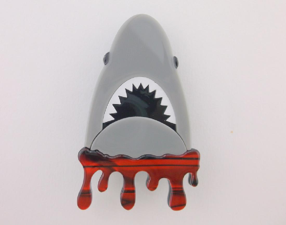 Incredible Large 3D Lucite Jaws Bloody Shark Brooch (1 of 3)
