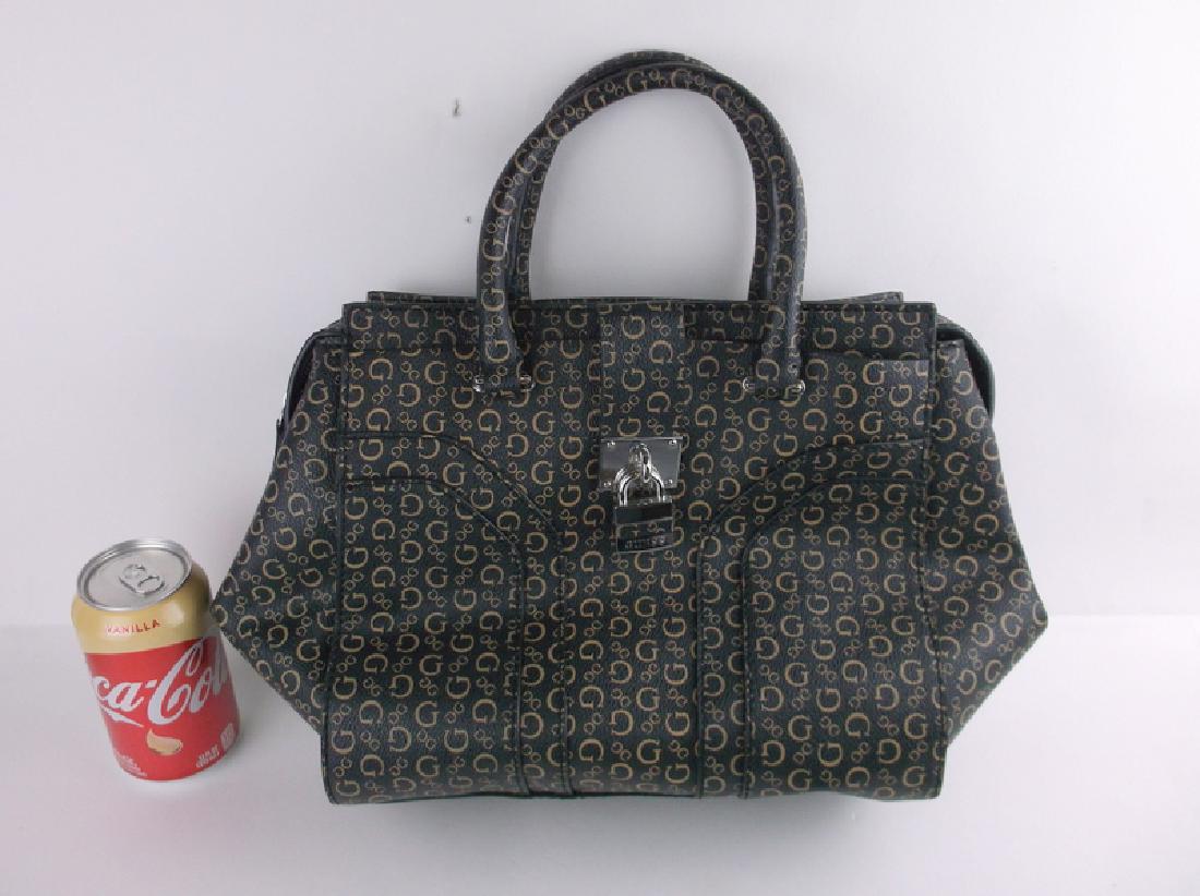 Stunning Large Guess Hand Purse Authentic: excellent condition