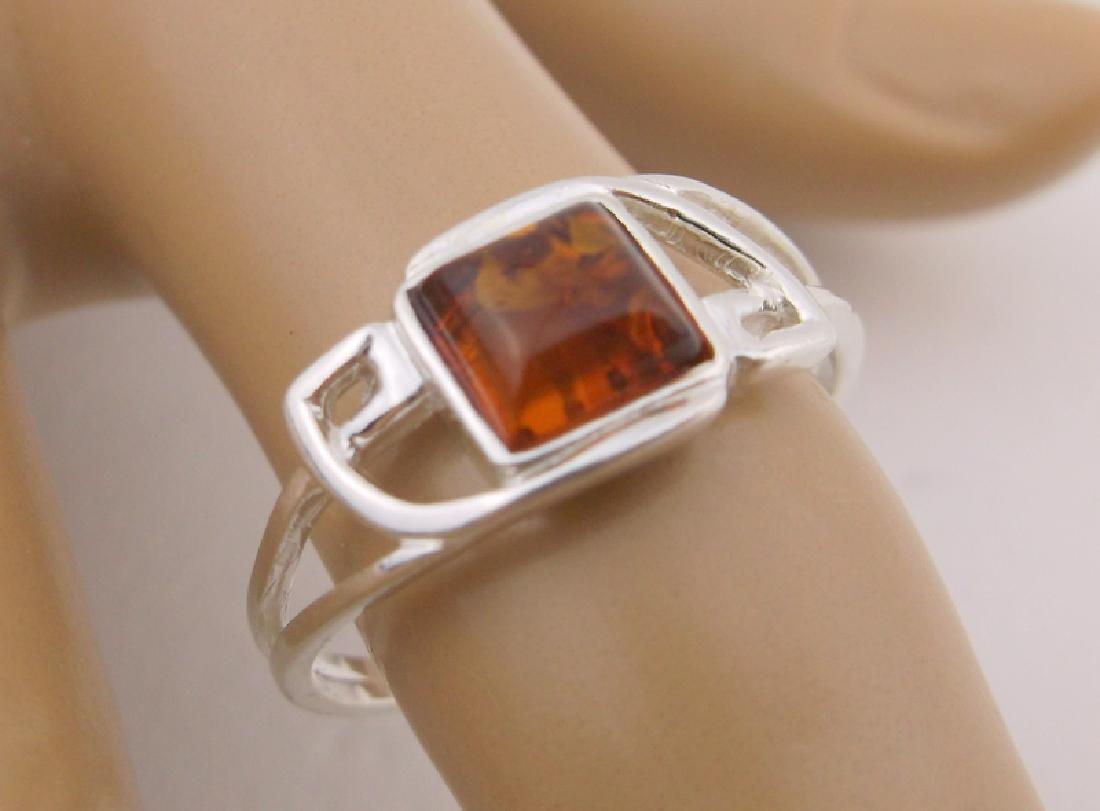 New Sterling Silver Genuine Amber Ring 9 (1 of 2)