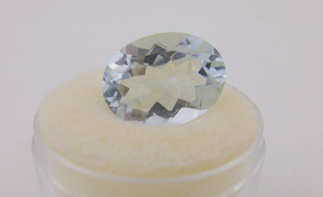 Stunning 8.5ct Genuine Aquamarine Solitaire Gemstone (1 of 3)