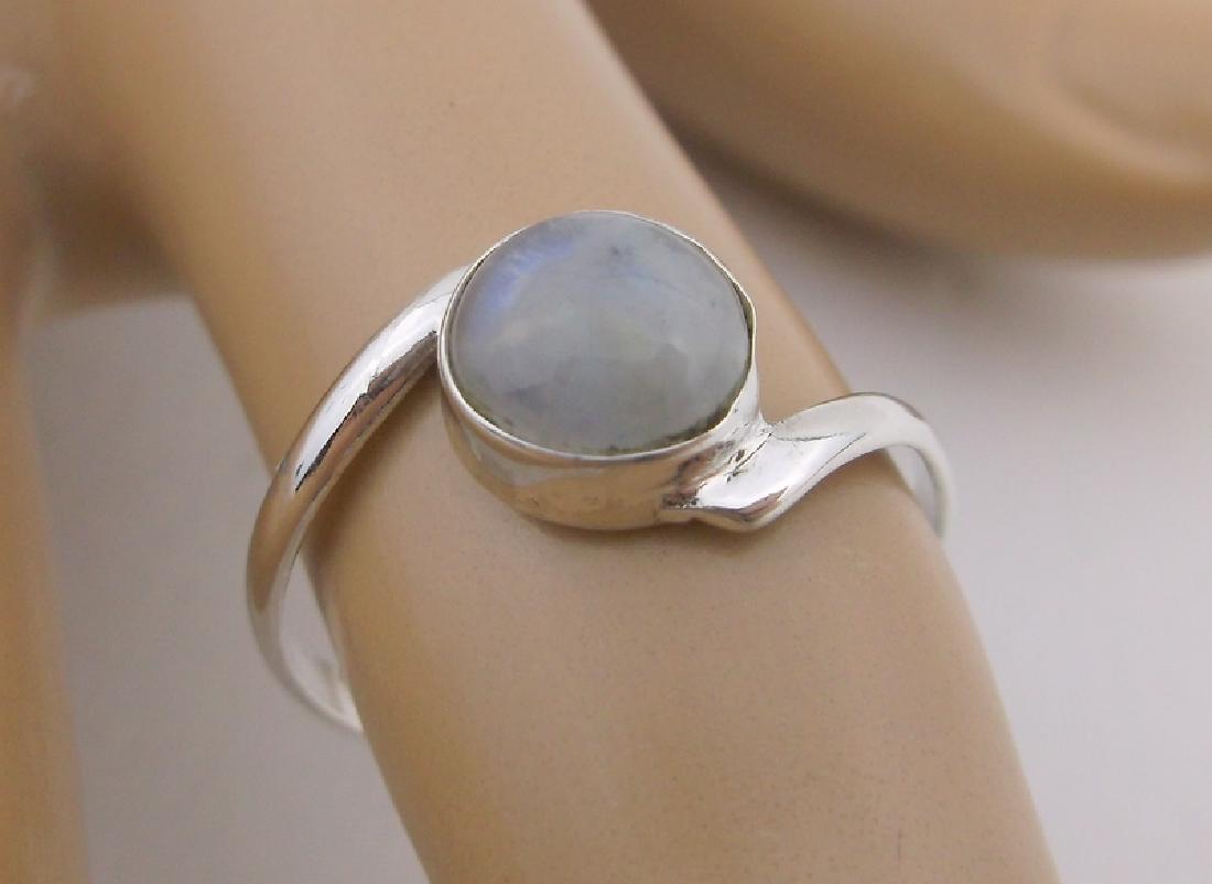 New Sterling Silver Moonstone Ring 8: Guaranteed Solid 925 Sterling Silver, in Excellent Condition