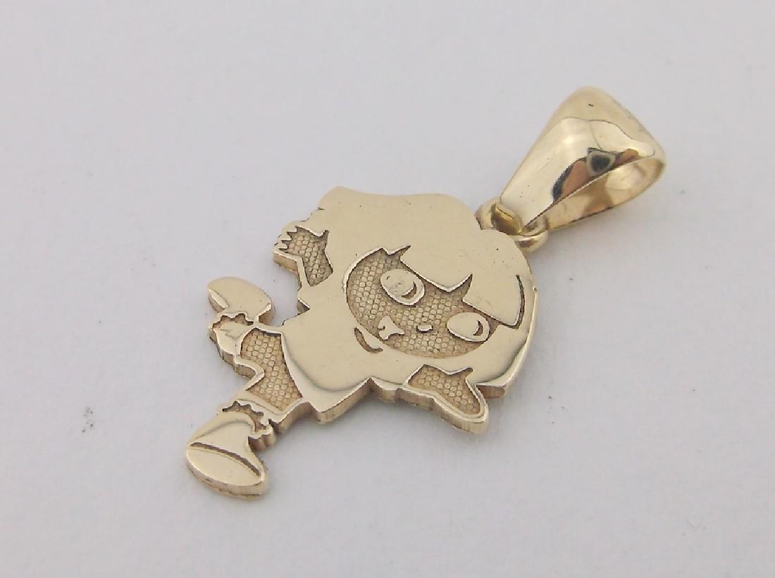 Stunning 10kt Gold Dora the Explorer Pendant (1 of 2)