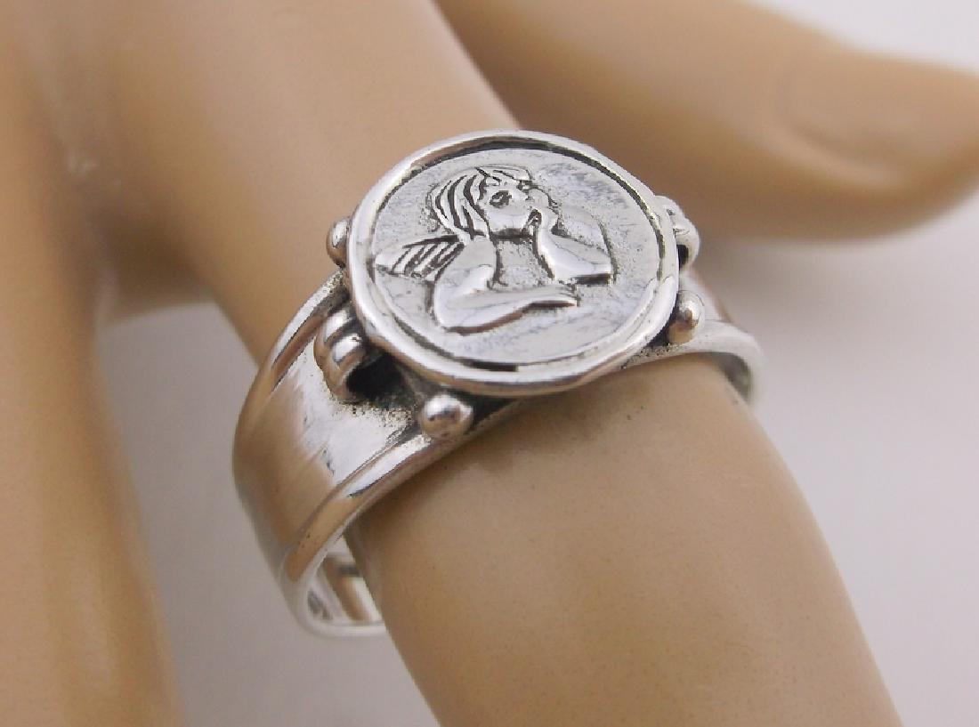 Stunning Sterling Silver Angel Ring 8.5 (1 of 2)