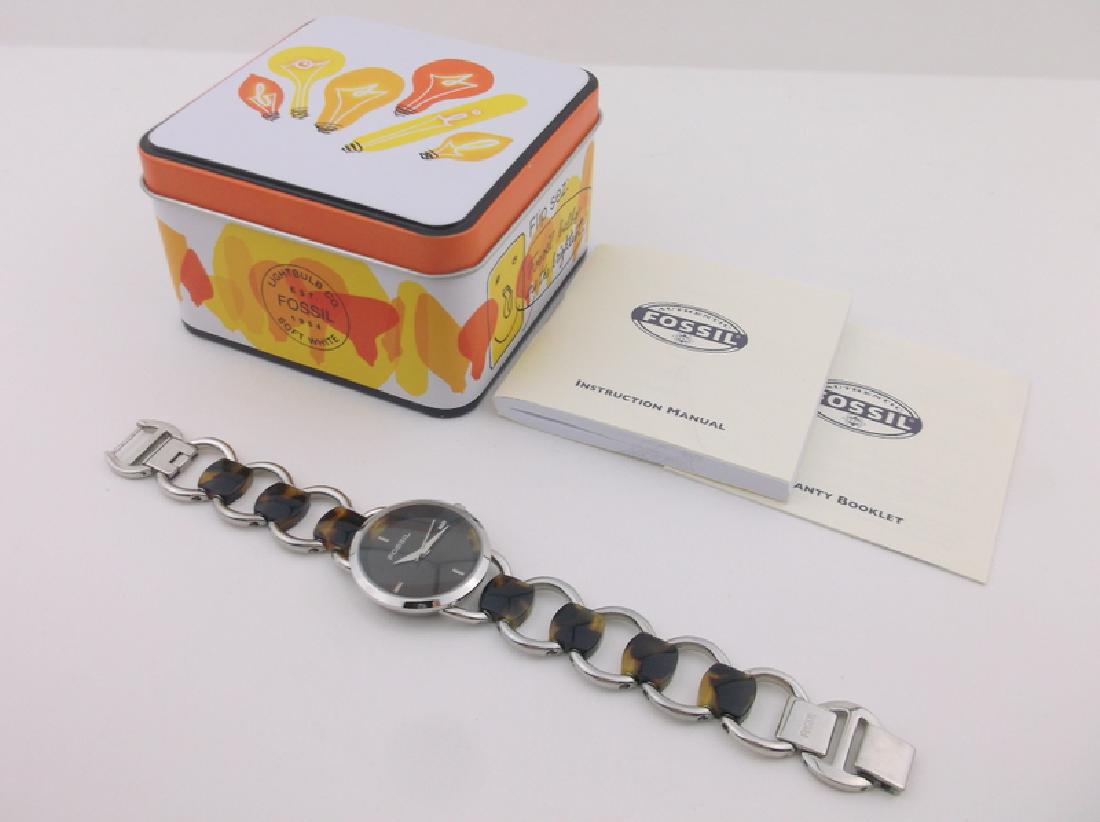 New Fossil Wristwatch In Box Works Perfect (1 of 4)