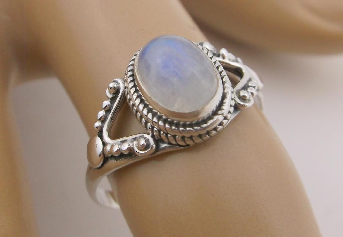 New Sterling Silver Genuine Moonstone Ring 7.5 (1 of 1)