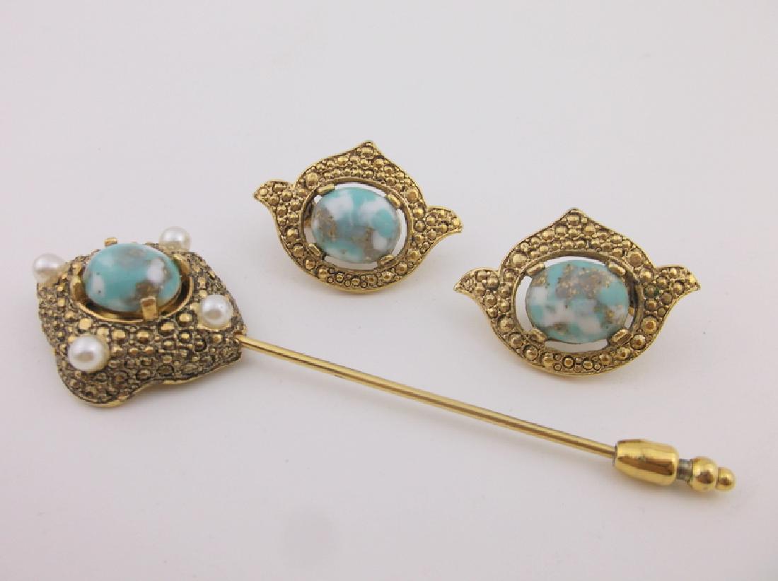 Stunning Vintage Pin Earrings Set Sarah Cov (1 of 3)