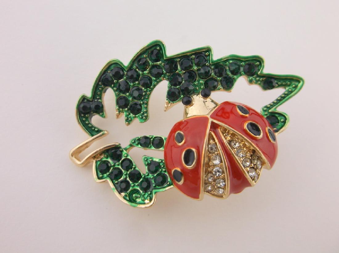Stunning Enameled Rhinestone Ladybug on Leaf Brooch (1 of 1)
