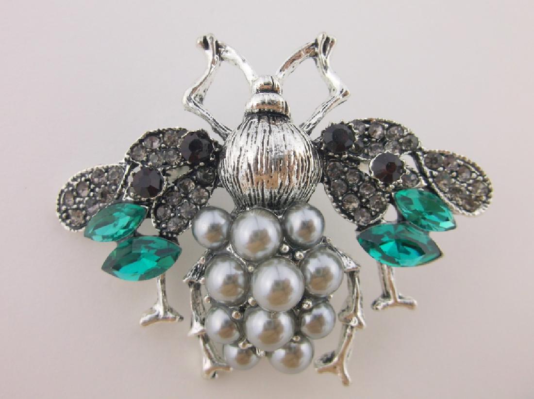 Stunning Rhinestone Bee Insect Brooch Large (1 of 1)