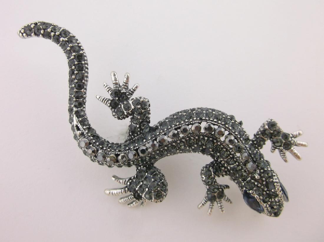 Stunning Rhinestone Gecko Lizard Brooch (1 of 1)