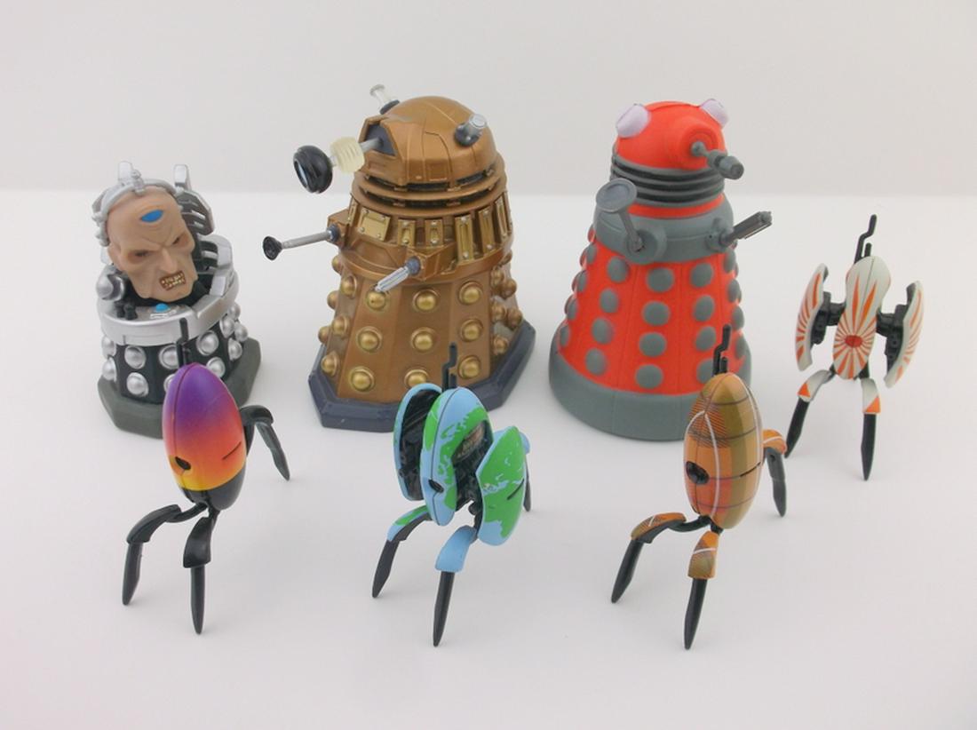 Awesome Dr Who Robot Lot Figures Collectibles: excellent condition