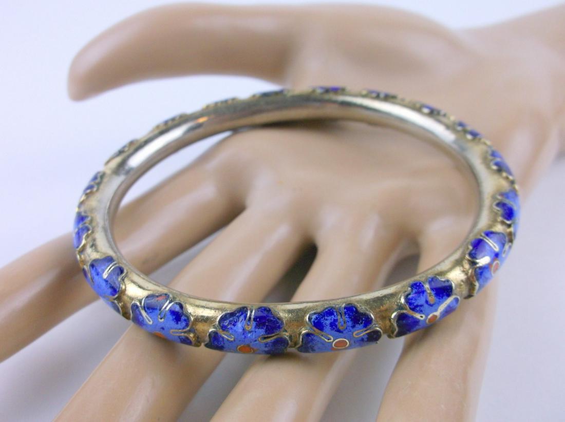 Gorgeous Vintage Enameled Flower Bangle Bracelet (1 of 4)