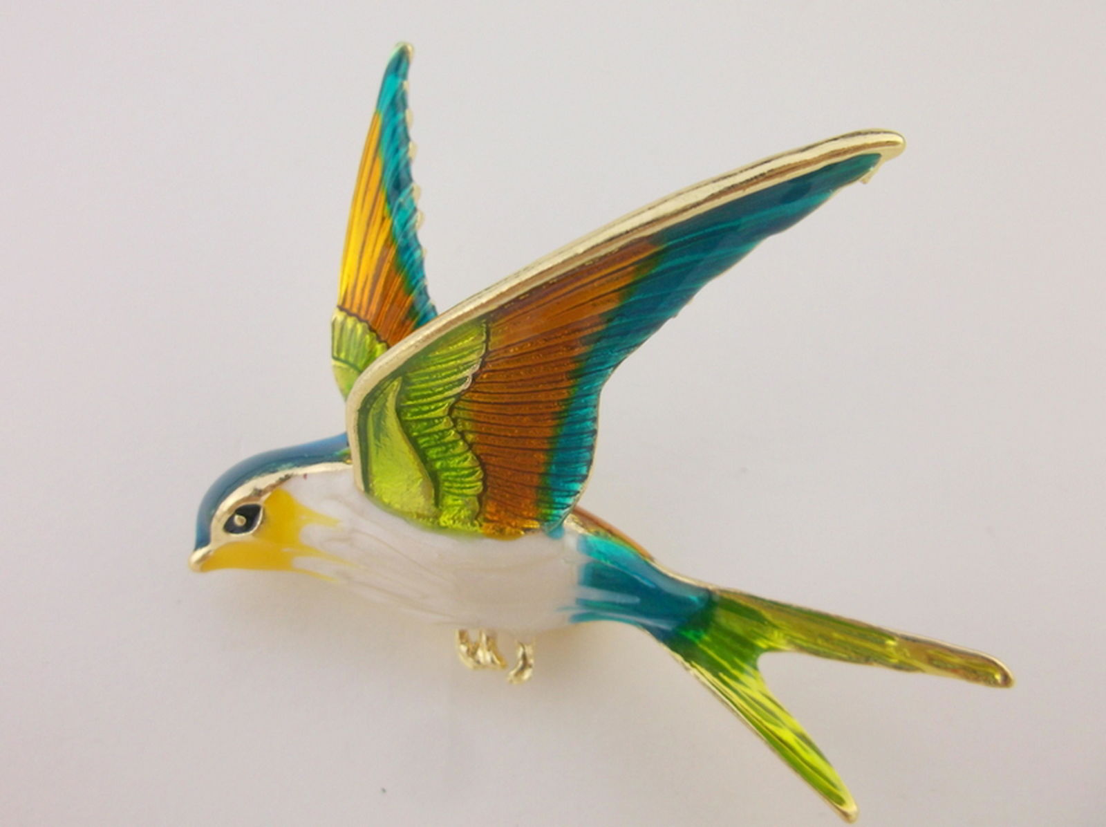Stunning Enameled Sparrow Bird Brooch (1 of 1)