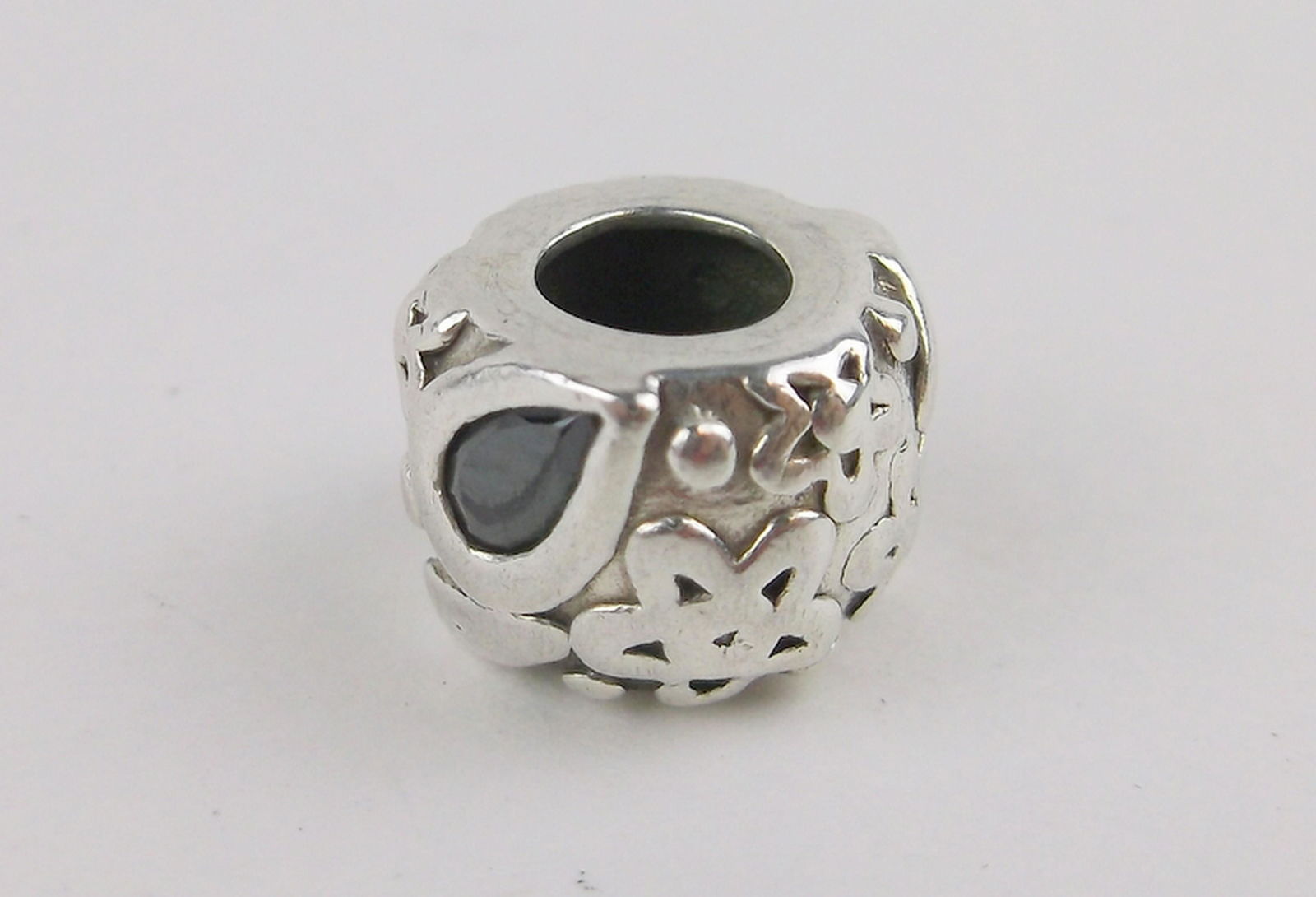 Authentic Pandora Sterling Garnet Stars Charm Bead (1 of 1)