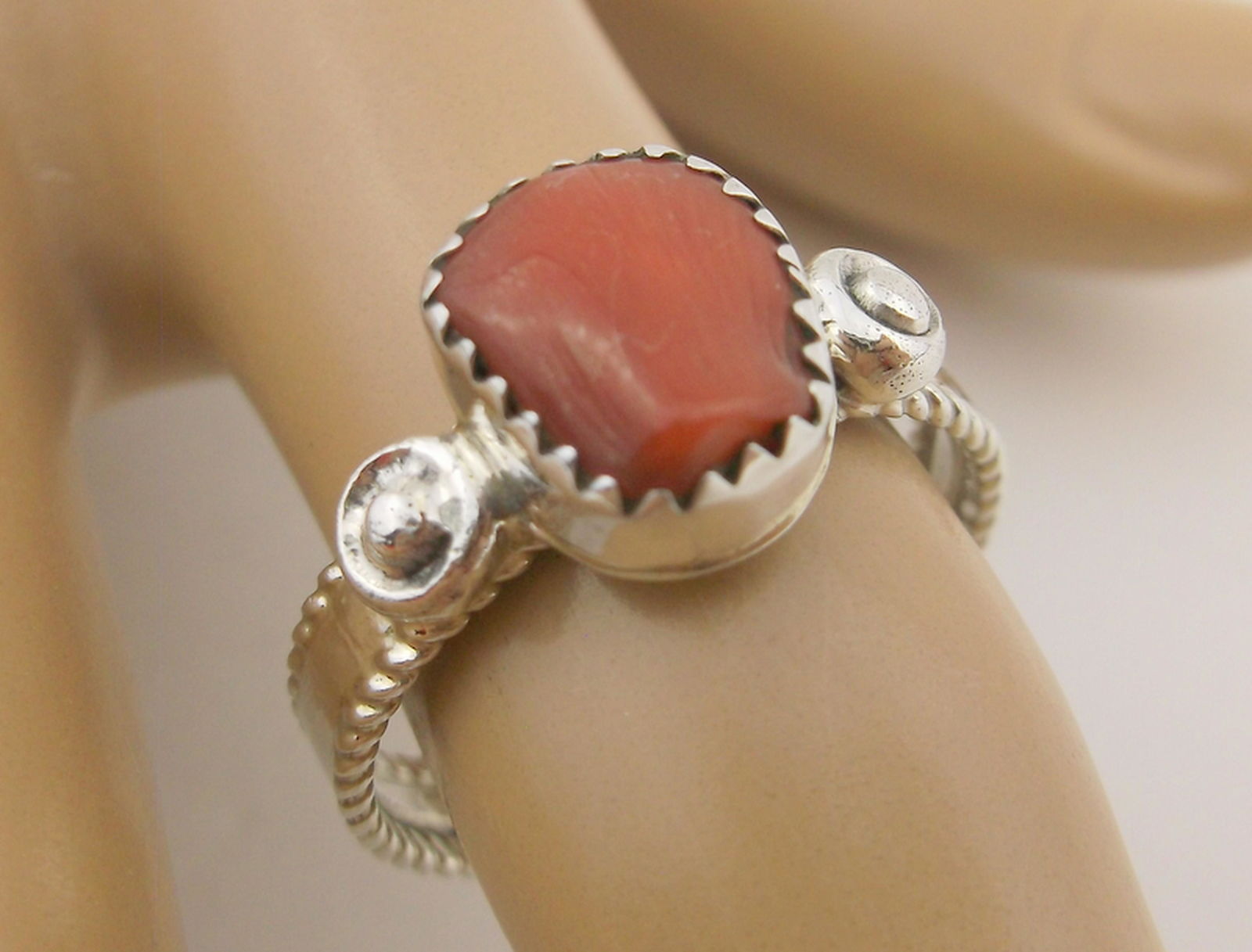 Margie Chee Navajo Sterling Silver Red Coral Ring 8.5 (1 of 1)