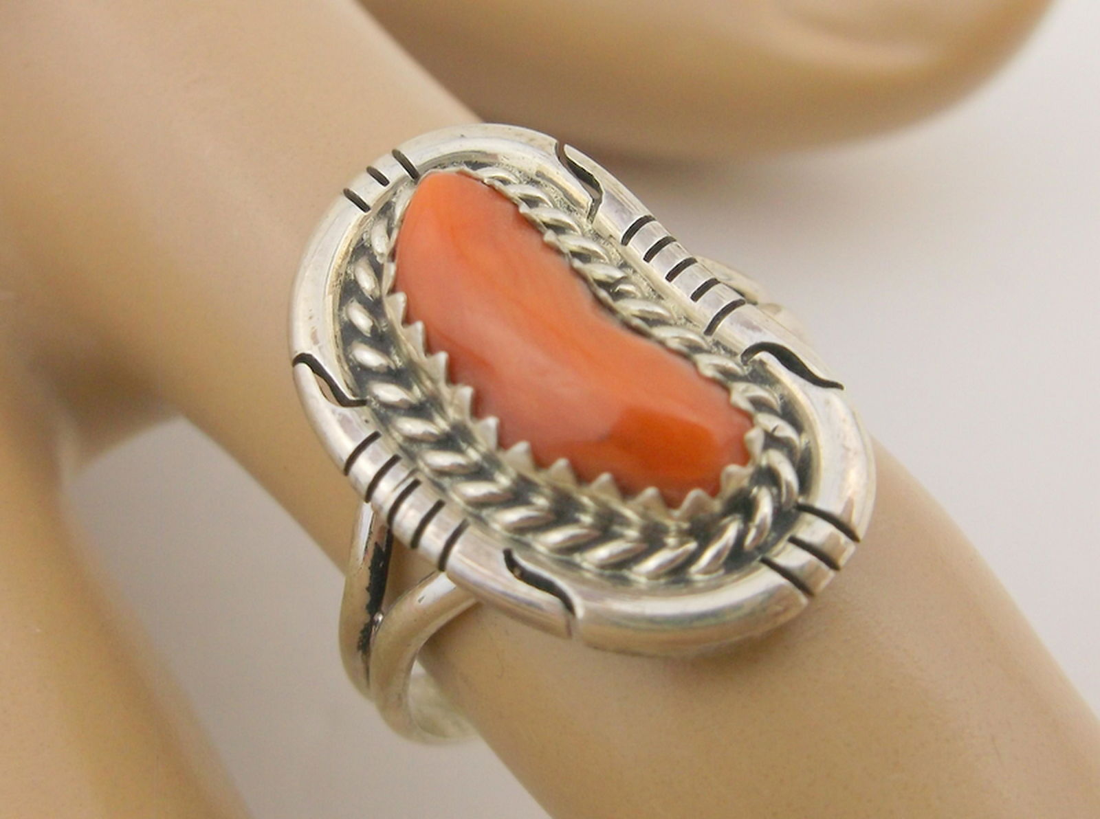 Dave Skeets Navajo Sterling Silver Red Coral Ring 7.5 (1 of 2)