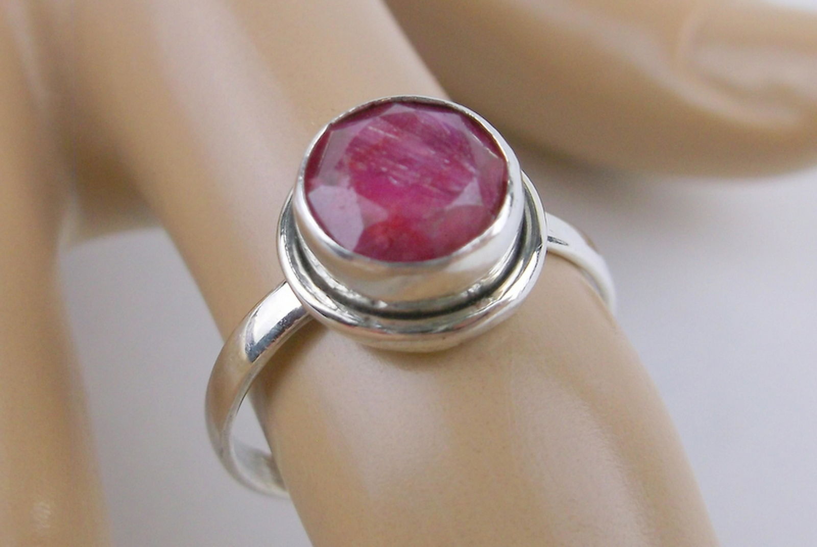 New Sterling Silver 2.5ct Genuine Ruby Ring 7 (1 of 1)