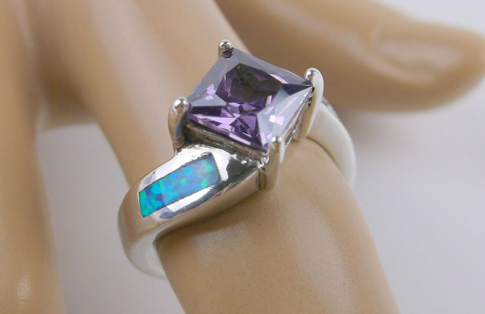 Stunning Sterling Silver Opal Amethyst Ring 7 Thick (1 of 3)
