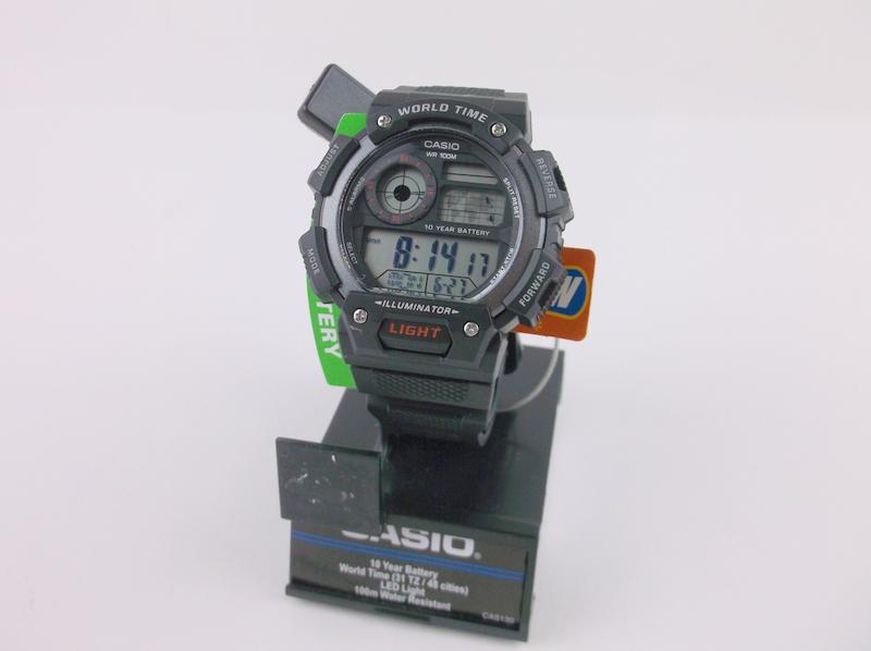 New Casio World Time Wristwatch (1 of 4)