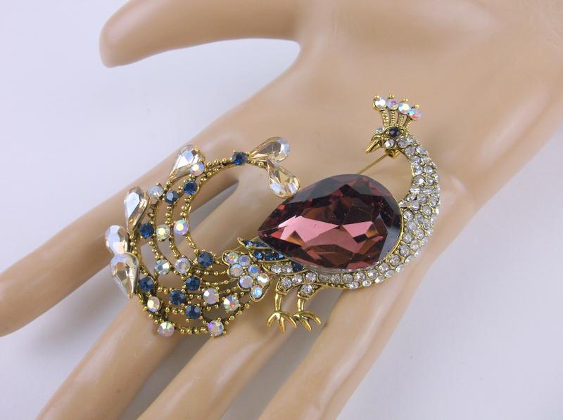 Stunning Large Rhinestone Peacock Brooch (1 of 1)