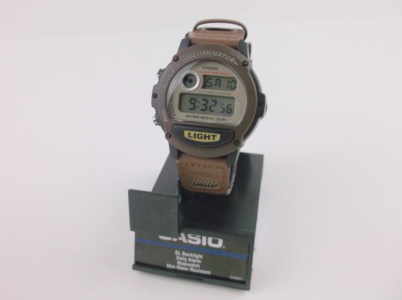 New Casio Illuminator Wristwatch (1 of 3)