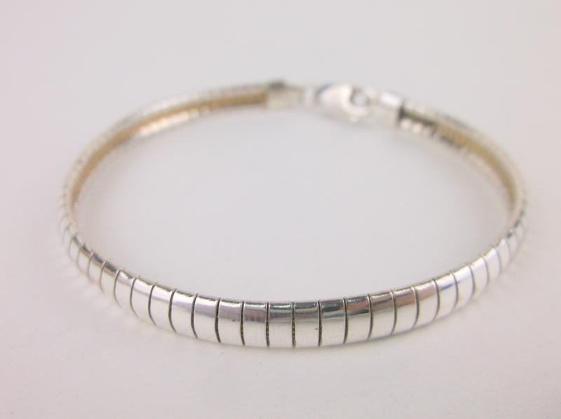 Stunning Thick Sterling Omega Chain Bracelet 8": Guaranteed Solid 925 Sterling Silver, in Excellent Condition