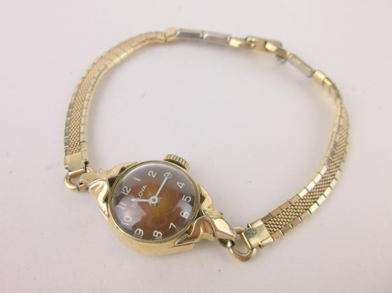 Gorgeous Antique Bulova Womens Wristwatch Works Great: Winds and works great