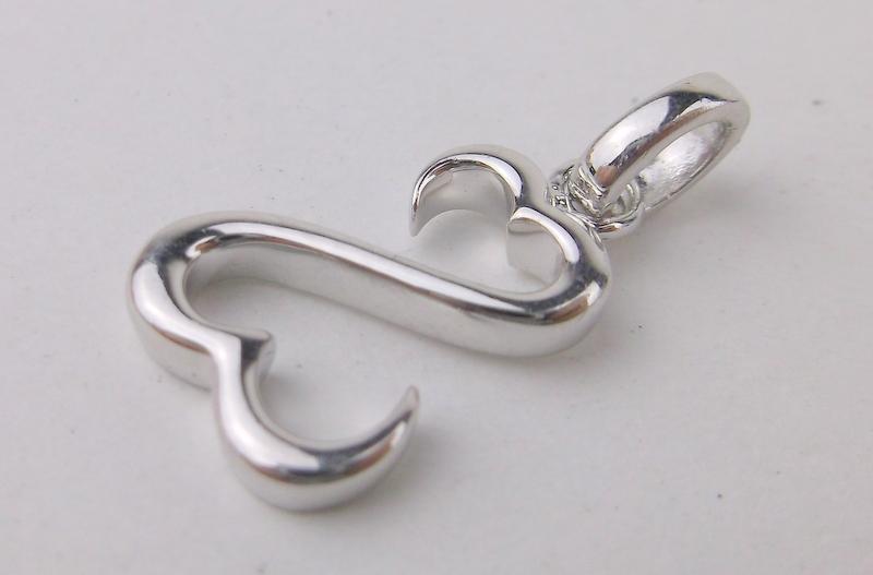 New Jane Seymour Sterling Silver Open Hearts Pendant: Guaranteed Solid 925 Sterling Silver, in Excellent Condition