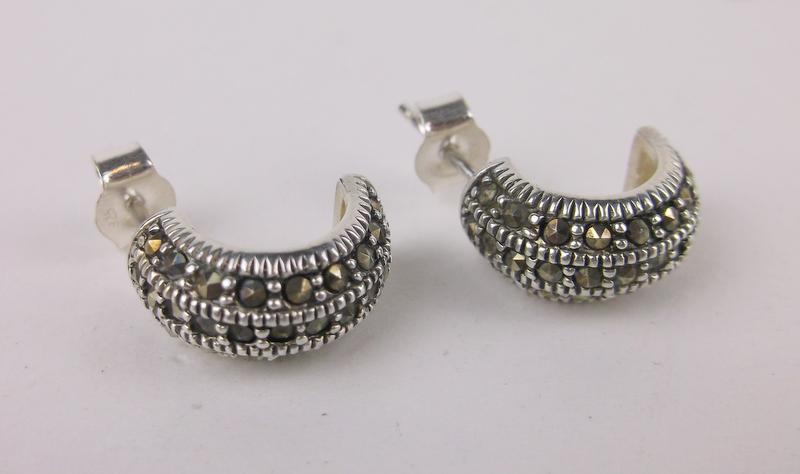 Stunning Heavy Sterling Silver Marcasite Stud Earrings (1 of 1)